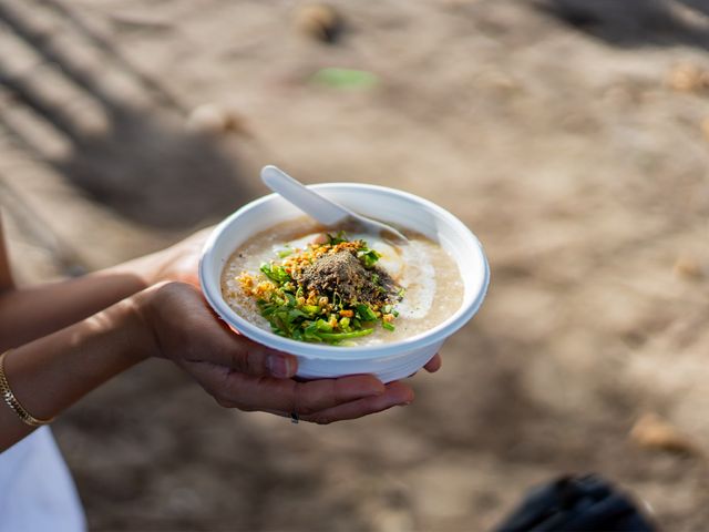ตลาดเช้าวิวสวย "ตลาดชิงปลา" หาดในยาง 