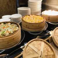 看展覽搵食好去處‼️想吃就吃自助餐 @萬麗咖啡室