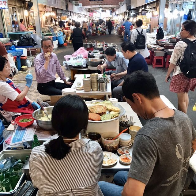 Gwangjang Market in Seoul