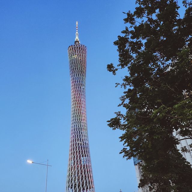 「小蠻腰」上睇不一樣的日落