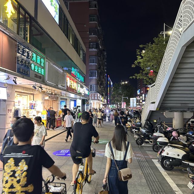 深圳特色平價住宿 - 香蕉宿酒店民治店