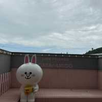 今次澳門遊訂咗葡京人酒店，主要係因為line friend 主題房，整體感覺唔錯，設備算完善；朋友訂既係另一個主題，景觀主要睇水喉管🤣🤣🤣 check in 唔算等太耐。