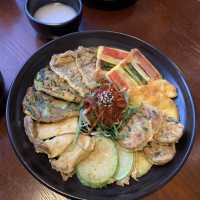 Chic place for a drink and light meal in Hapjeong