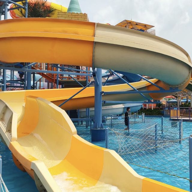 🌊🎢🏖️美林湖歡樂水世界🏊‍♀️ 歡樂刺激 🌴