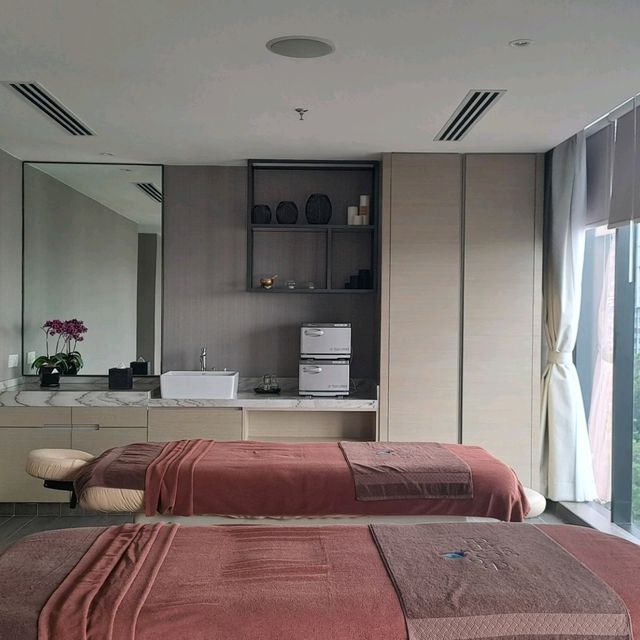 THE FIRST HILTON BRAND SPA IN MALAYSIA