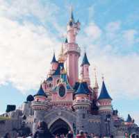 Explore a day in Disneyland Paris