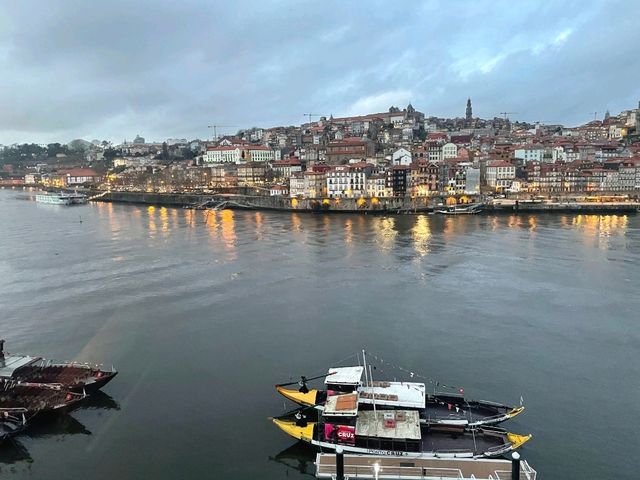 🇵🇹 Riding the Gaia Cable Car @ Porto