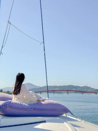 You can go on a yacht tour in Geojedo for just 10,000 won?!