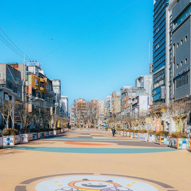 Beautiful Hongdae Street View 