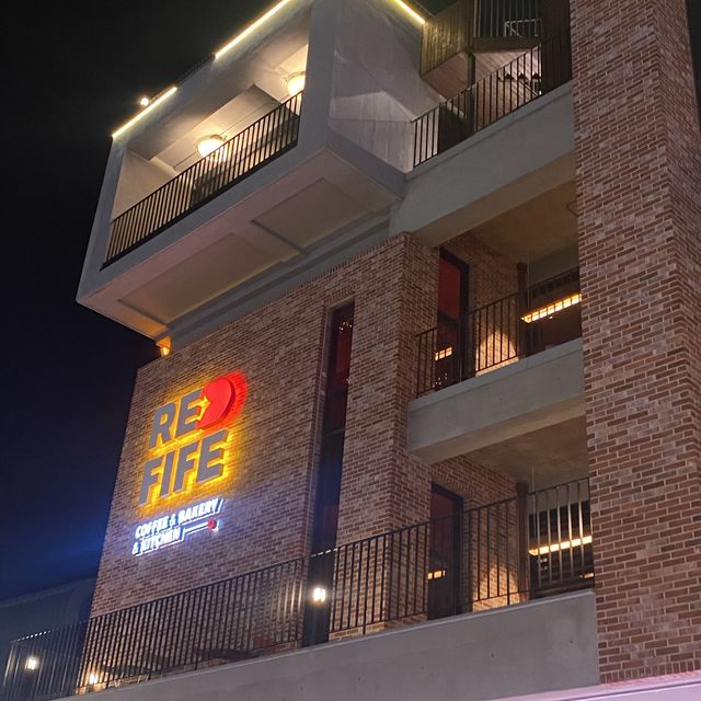 크리스마스 분위기가 가득한 초대형 베이커리 카페, 파주 레드파이프🎅🏻