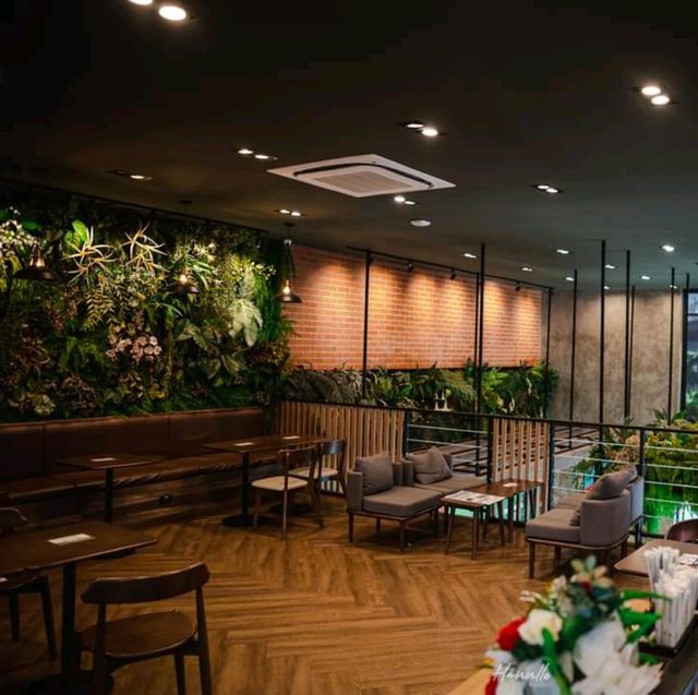 คาเฟ่สุดร่มรื่น ท่ามกลางสวนสวย ระยอง
