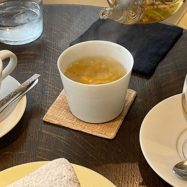 「MOTO COFFEE」：舒適美味，讓人沉浸在幸福的氛圍中