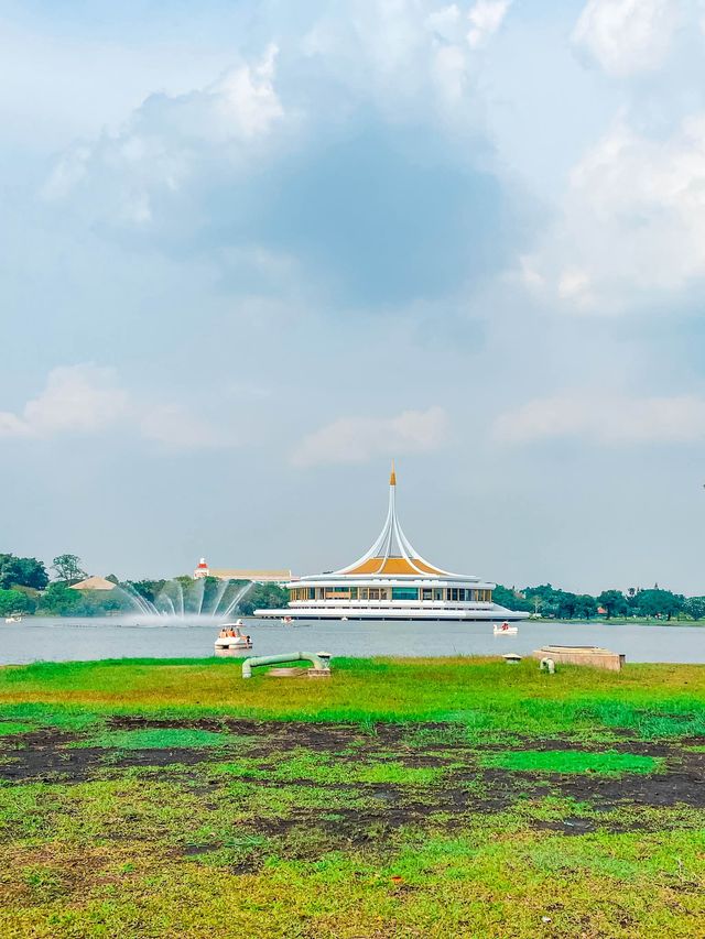 สวนหลวง ร.9