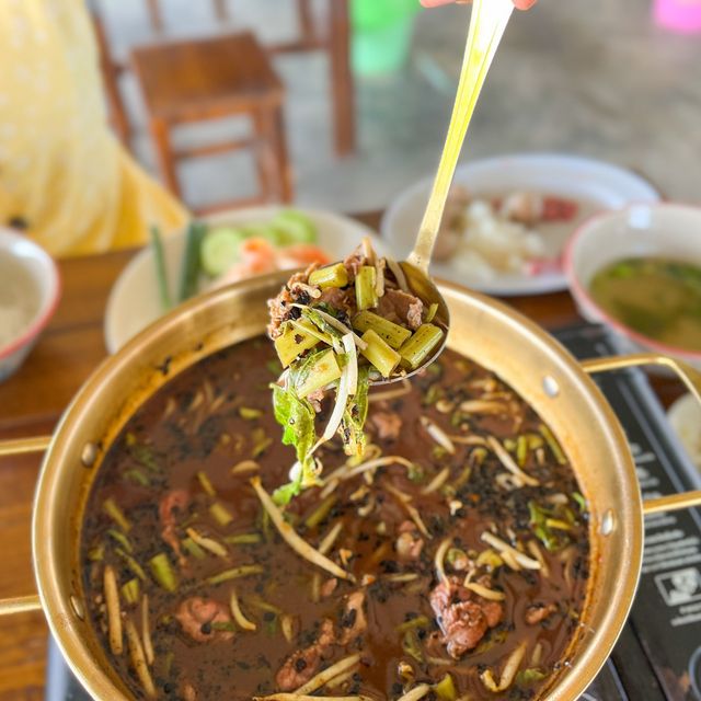 ก๋วยเตี๋ยวบรรยากาศดีที่กาฬสินธุ์✨