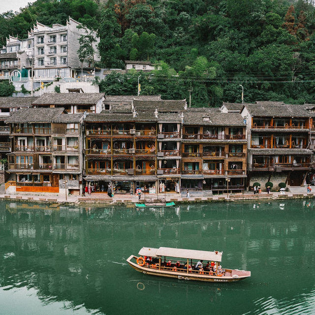 Fenghuang เฟิ่งหวง จีน เมืองโบราณ สวยมากกก!