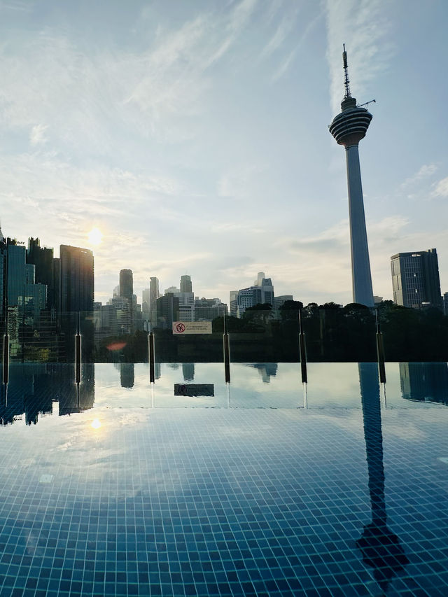 📍 Hotel Stripes Kuala Lumpur, Autograph Collection