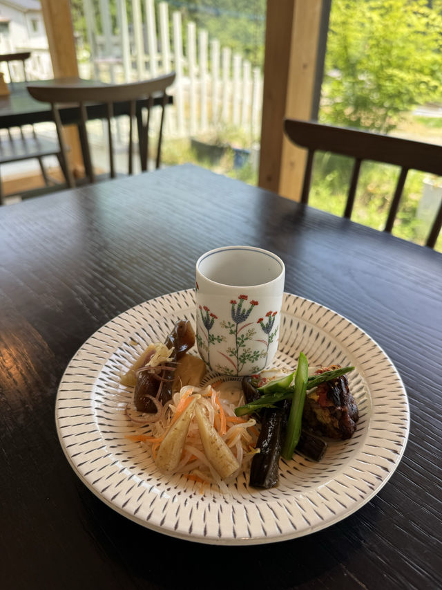 【福岡カフェ】宝珠山の棚田を眺めながら、のんびりと土鍋ご飯はいかが？🍚