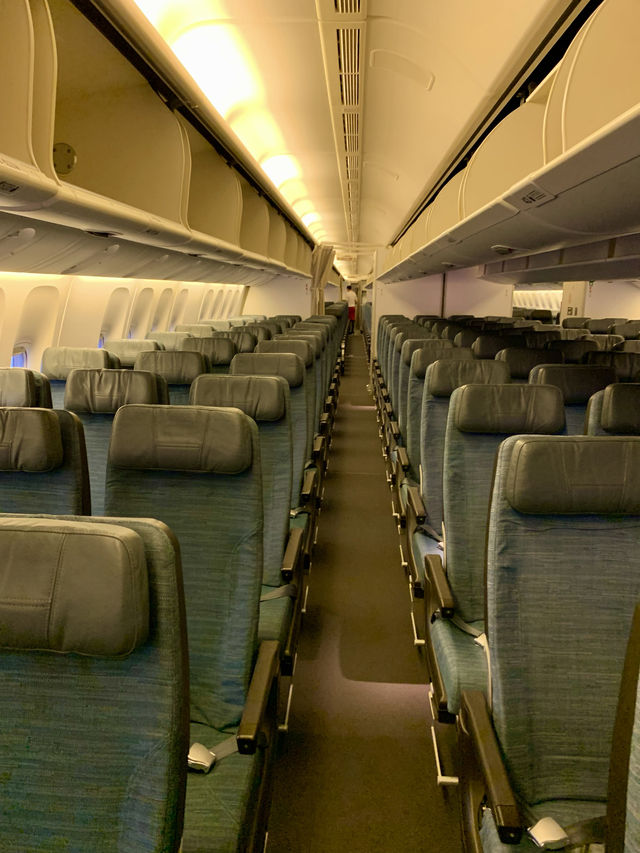香港　香港観光　キャセイパシフィック航空で成田→香港へ快適な空の旅