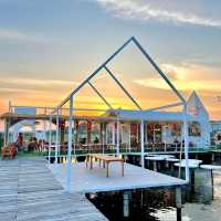 Sky View Cafe สกายวิวคาเฟ่บางปู