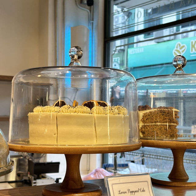 Dona Bakehouse - Jorhor Bahru Dona Bakehouse - Jorhor Bahru