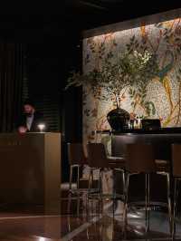 📍The Bvlgari Bar