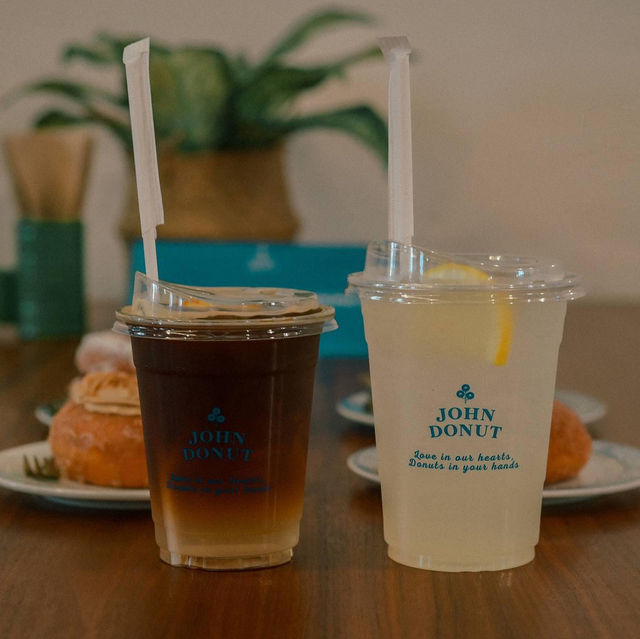 ร้าน John Donut สาขาย่านเมืองเก่าภูเก็ต