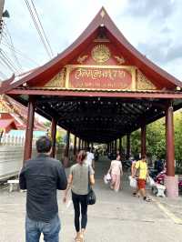 ตลาดน้ำดอนหวาย นครปฐม