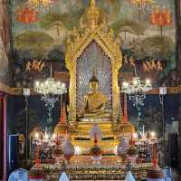 วัดปทุมวนารามราชวรวิหาร วัดกลางใจเมือง