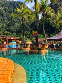 🇲🇾 Relax and Rejuvenate: Hot Springs at Lost World of Tambun