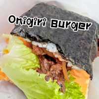 Onigiri Burger แฮมเบอร์เกอร์สไตล์ญี่ปุ่น