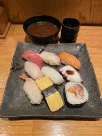 【神戸】姫すし！ボリュームランチ9貫930円