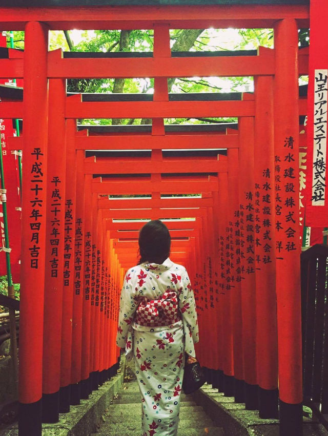 【東京】伏見稲荷⁉︎ 都内でも見れる千本鳥居⛩️