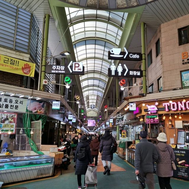 【望遠市場:ソウル,韓国】食べ歩きが楽しいローカル市場✨