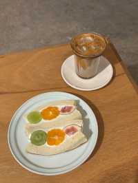 🧡군자카페🥯능동 조용한 동네 퍼즌트 