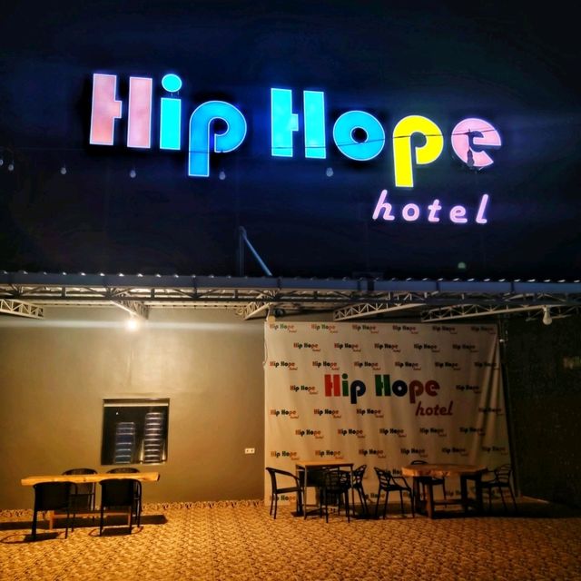 🇮🇩 Warm Welcomes and Exceptional Service at Hip Hope Hotel