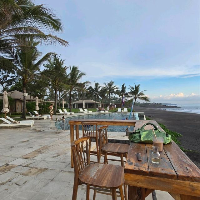Best Glamping Park bybthe beach With the Beach front View and Padi Field surounding by trees