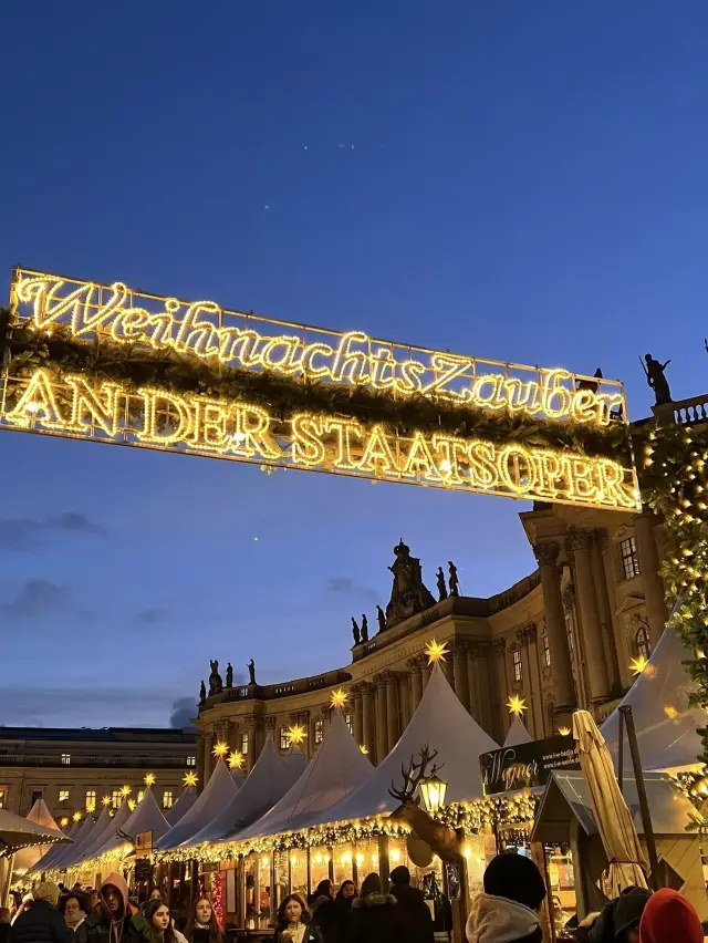 Berlin’s Christmas Magic: A Celebration of Lights and Tradition