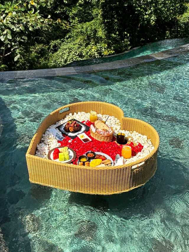 플로팅 조식 아직 안해본 사람 없겠지..?!👀