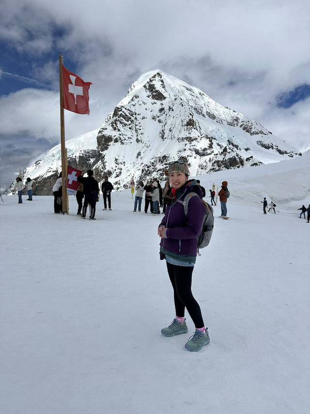 攻上歐洲頂峰少女峰🏔️尤如走進白色童話世界❄️❄️