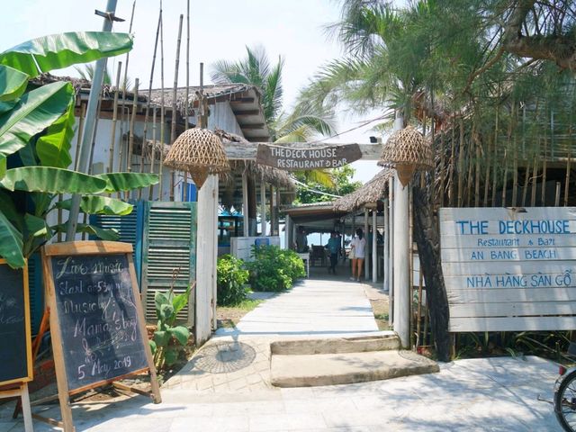 The DeckHouse An Bang Beach เที่ยวดานัง