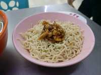 Lets Doscover Best Pork Soup located At Batupahat 