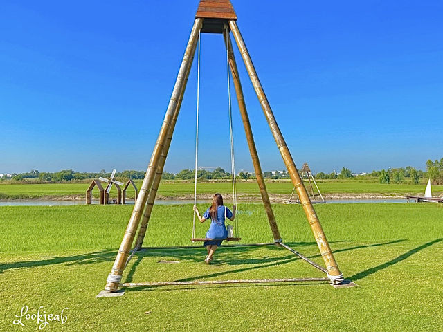 ใส่ชุดไทย ตะลุยโบราณสถาน 9 วัดที่อยุธยากันค่า