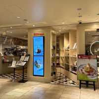 **Perfect Evening Tea Time at Café & Books bibliothèque**