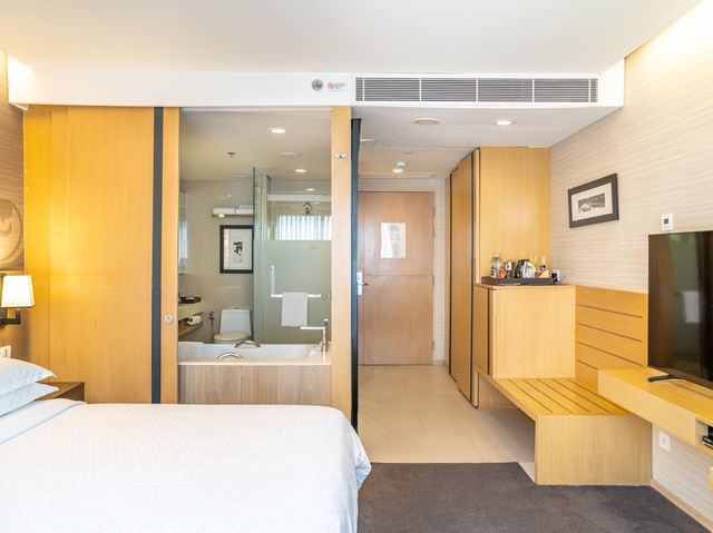 Four Points by Sheraton Bangkok, Sukhumvit 15