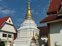Wat Dok Euang