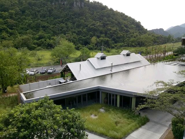 ที่พักสุดโรแมนติกท่ามกลาง ความสงบอ้อมกอดของขุนเขา