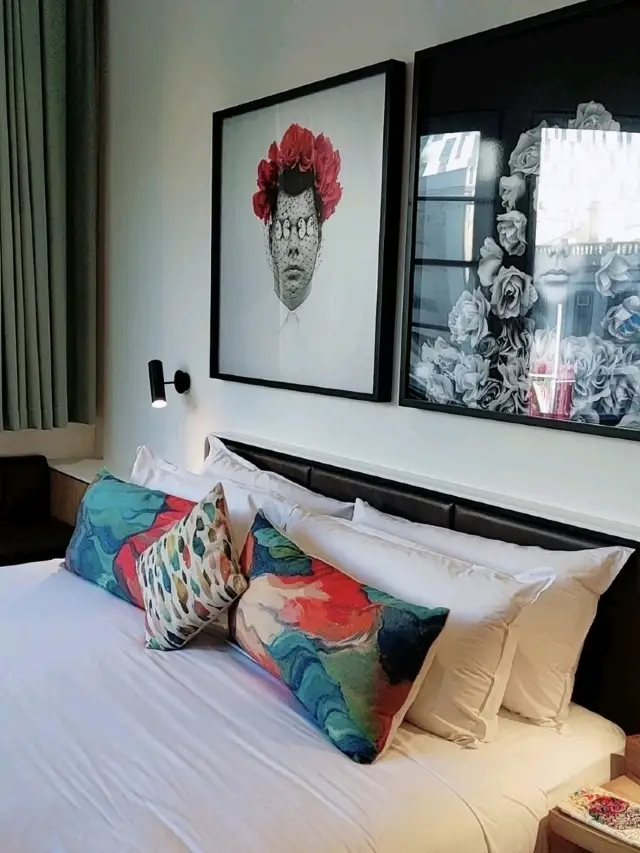 老紳士般的百年建築酒店 The Old Clare Hotel