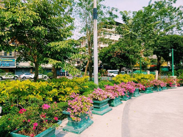 泰國曼谷市中心湄南河畔唐人街著名環島噴泉⛲公園景點：22 July Roundabout，適合打卡拍照📸親子遊