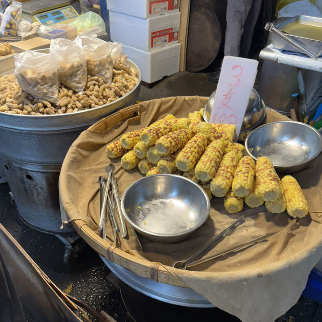 【台湾】雙連朝市でホクホクの朝ごはんを味わう