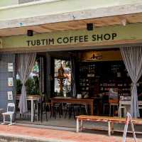 คาเฟ่อัมพวา